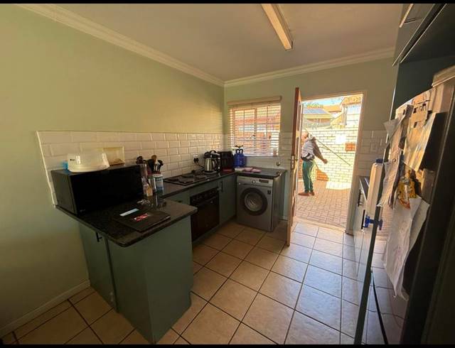 2 BEDROOM APARTMENT FOR SALE IN THE REEDS